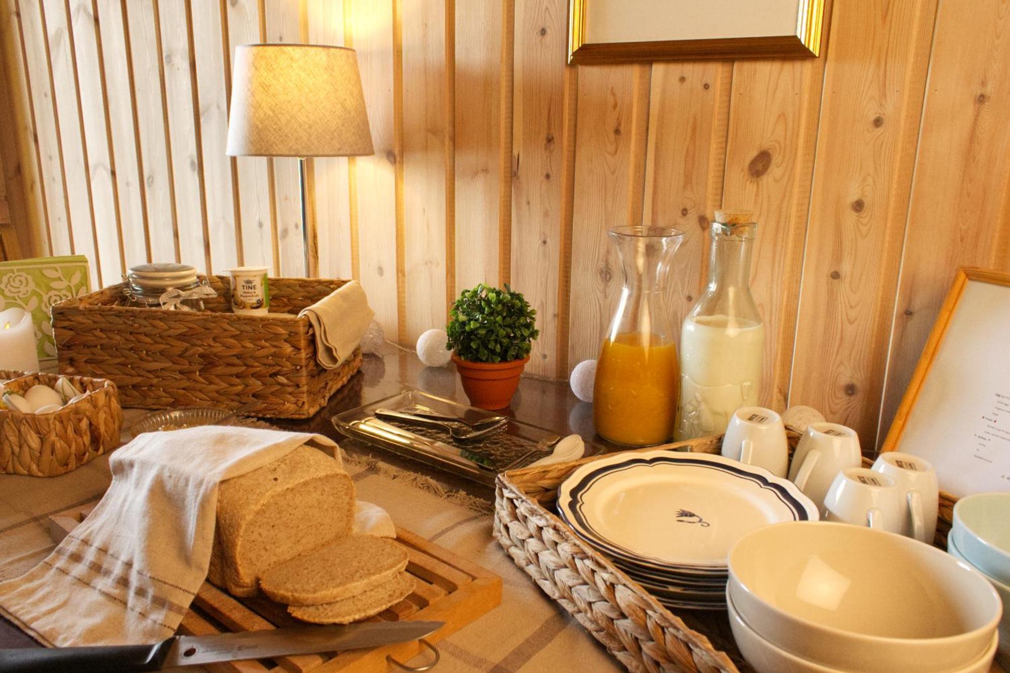Bed And Breakfast Nordic Horn Brostadbotn Buitenkant foto